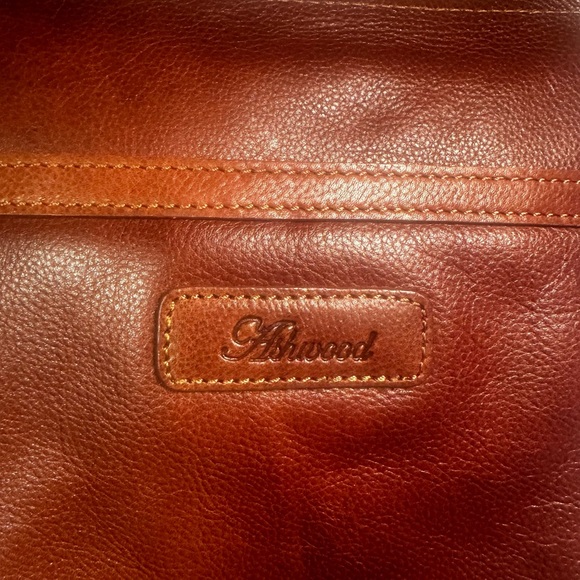 NWT Ashwood Brown Leather Crossbody Bag - Picture 10 of 12